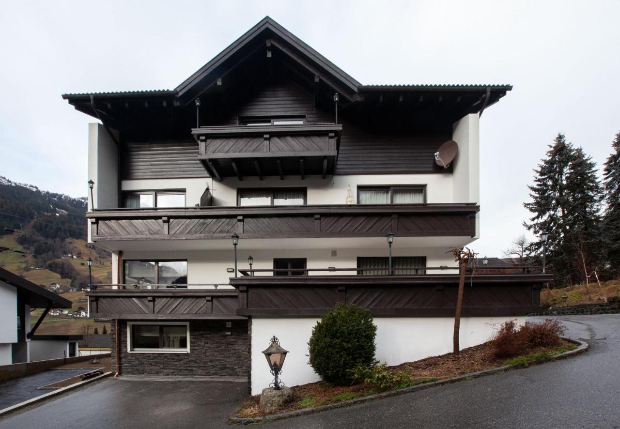 Haus 4 Montafon By Pferd Auf Wolke Gaschurn Exterior foto